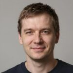Клиент Алексей Петров после приобретения турбины для сельхозтехники в компании Актив Турбо
